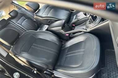 Внедорожник / Кроссовер Kia Sportage 2012 в 