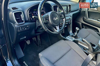 Позашляховик / Кросовер Kia Sportage 2016 в 