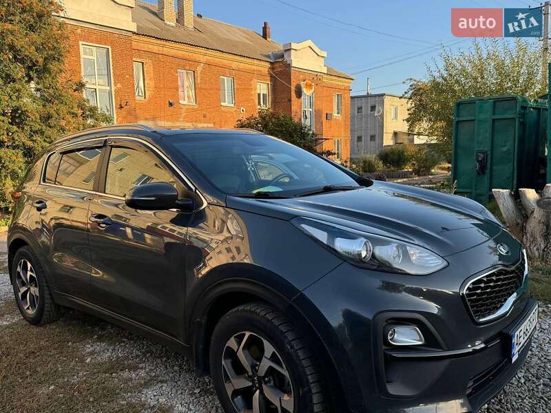 Внедорожник / Кроссовер Kia Sportage 2021 в Синельниково