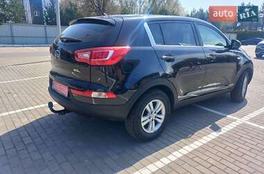 Внедорожник / Кроссовер Kia Sportage 2012 в 
