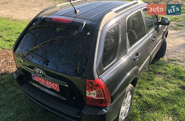 Позашляховик / Кросовер Kia Sportage 2010 в 