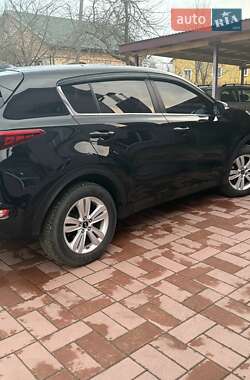 Позашляховик / Кросовер Kia Sportage 2017 в 