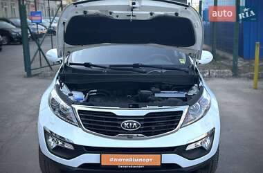 Позашляховик / Кросовер Kia Sportage 2011 в 