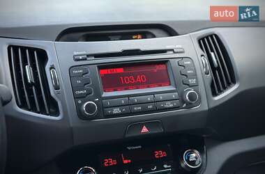 Позашляховик / Кросовер Kia Sportage 2011 в 