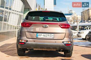 Внедорожник / Кроссовер Kia Sportage 2018 в 