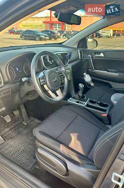 Внедорожник / Кроссовер Kia Sportage 2021 в 
