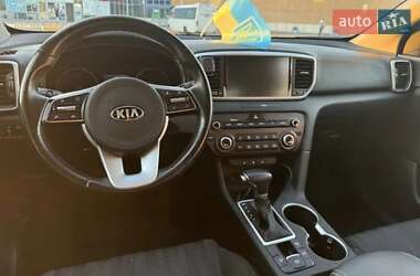 Позашляховик / Кросовер Kia Sportage 2021 в 