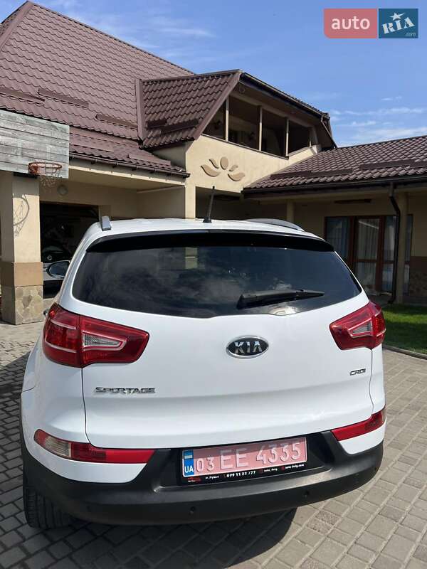 Внедорожник / Кроссовер Kia Sportage 2011 в Ровно