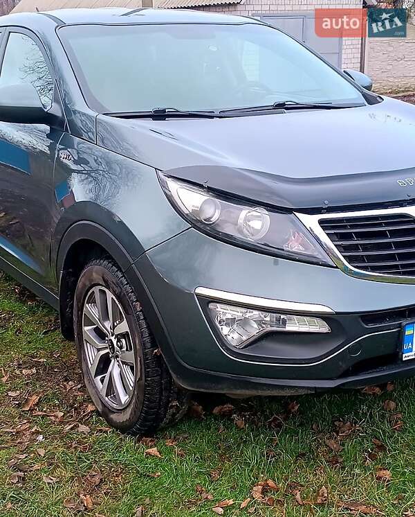 Внедорожник / Кроссовер Kia Sportage 2014 в Краснограде