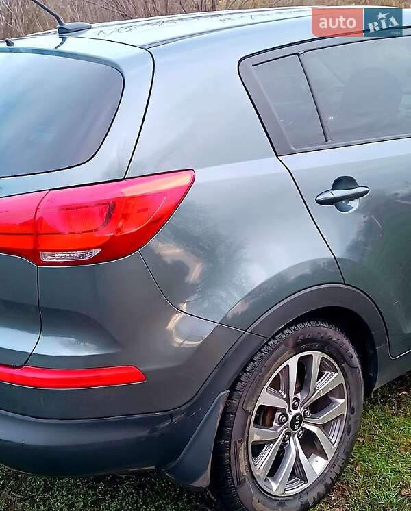 Внедорожник / Кроссовер Kia Sportage 2014 в Краснограде