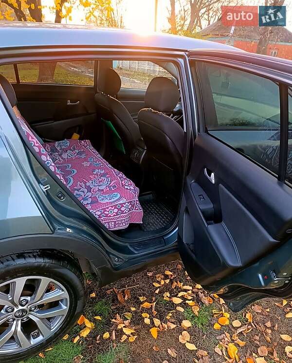 Внедорожник / Кроссовер Kia Sportage 2014 в Краснограде