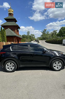 Внедорожник / Кроссовер Kia Sportage 2016 в Днепре