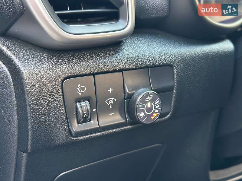 Позашляховик / Кросовер Kia Sportage 2019 в Дніпрі фото 17 Позашляховик / Кросовер Kia Sportage 2019 в Дніпрі