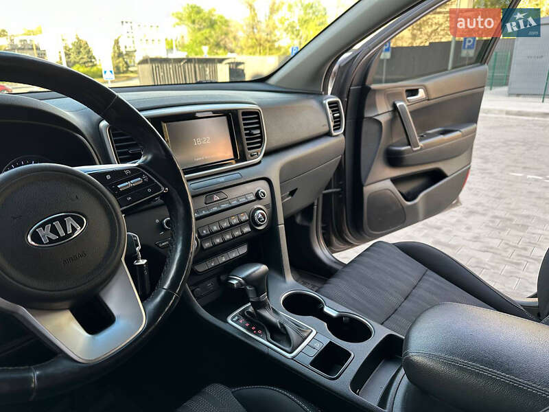 Позашляховик / Кросовер Kia Sportage 2019 в Дніпрі фото 14 Позашляховик / Кросовер Kia Sportage 2019 в Дніпрі