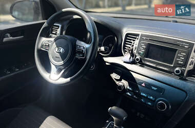 Позашляховик / Кросовер Kia Sportage 2018 в 