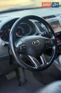 Внедорожник / Кроссовер Kia Sportage 2014 в 