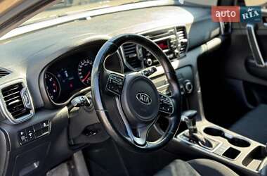 Внедорожник / Кроссовер Kia Sportage 2016 в 