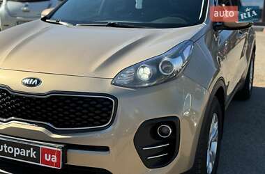 Внедорожник / Кроссовер Kia Sportage 2016 в 