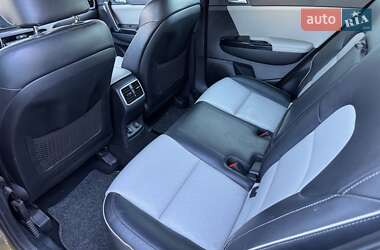 Позашляховик / Кросовер Kia Sportage 2016 в 
