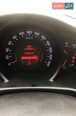 Внедорожник / Кроссовер Kia Sportage 2013 в 