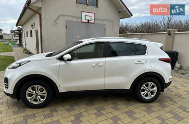 Внедорожник / Кроссовер Kia Sportage 2017 в 