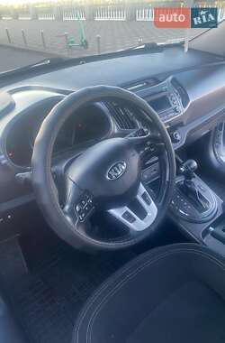 Внедорожник / Кроссовер Kia Sportage 2013 в Чернигове