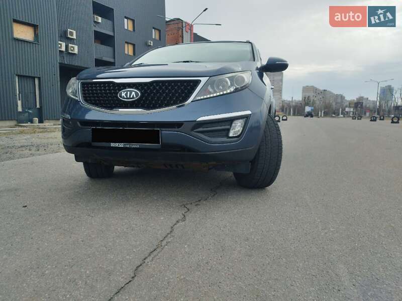 Внедорожник / Кроссовер Kia Sportage 2013 в Харькове