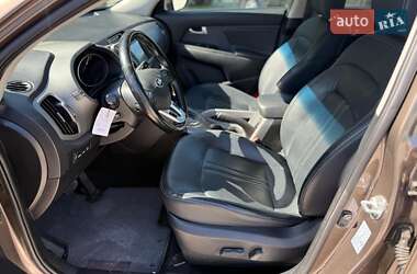 Внедорожник / Кроссовер Kia Sportage 2014 в 