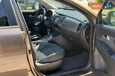 Внедорожник / Кроссовер Kia Sportage 2014 в 