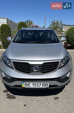 Внедорожник / Кроссовер Kia Sportage 2011 в Южноукраинске