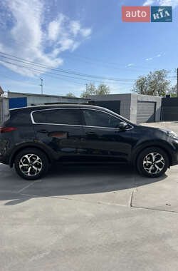 Внедорожник / Кроссовер Kia Sportage 2018 в 