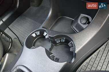 Внедорожник / Кроссовер Kia Sportage 2008 в 