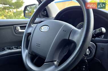 Внедорожник / Кроссовер Kia Sportage 2008 в 