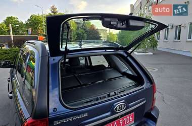 Внедорожник / Кроссовер Kia Sportage 2008 в 