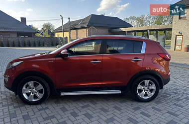 Внедорожник / Кроссовер Kia Sportage 2012 в 