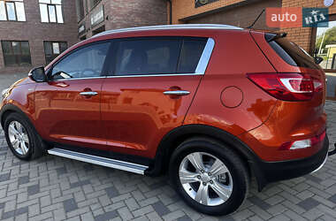 Внедорожник / Кроссовер Kia Sportage 2012 в 
