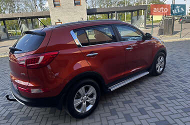 Внедорожник / Кроссовер Kia Sportage 2012 в 