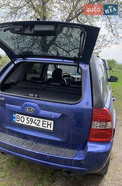 Внедорожник / Кроссовер Kia Sportage 2006 в 