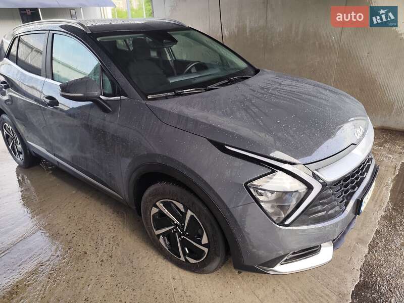 Позашляховик / Кросовер Kia Sportage 2022 в 
