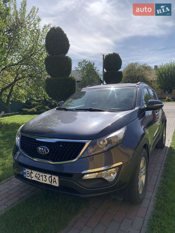 Внедорожник / Кроссовер Kia Sportage 2011 в 