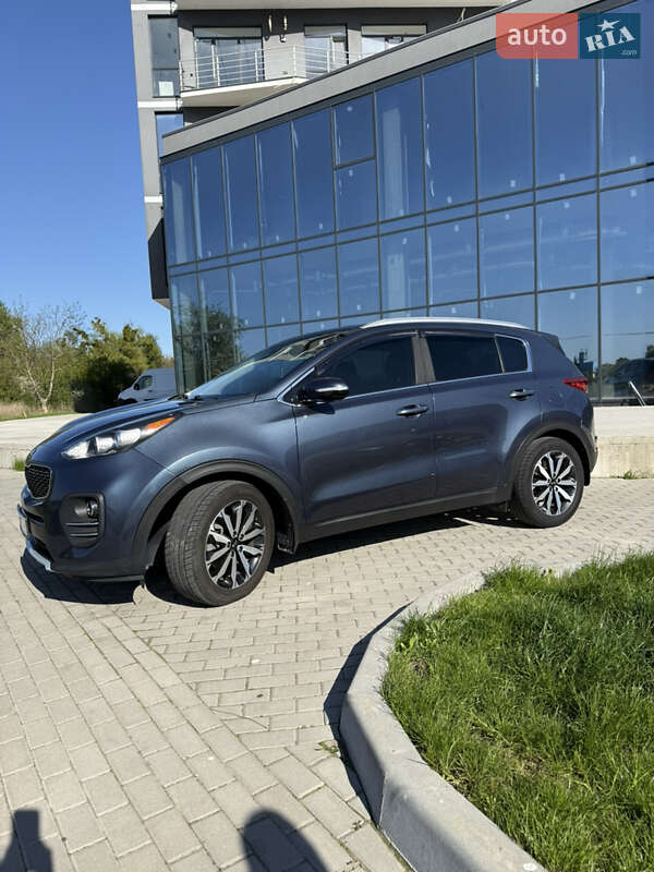 Внедорожник / Кроссовер Kia Sportage 2017 в Ровно