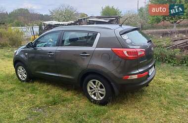 Позашляховик / Кросовер Kia Sportage 2012 в 