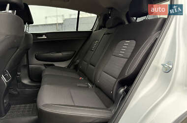 Внедорожник / Кроссовер Kia Sportage 2018 в 