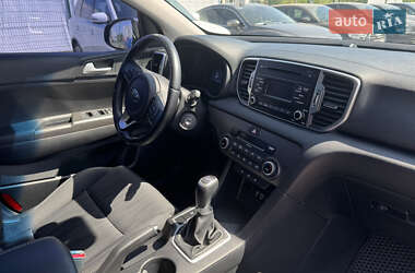 Внедорожник / Кроссовер Kia Sportage 2017 в 