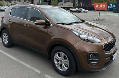 Внедорожник / Кроссовер Kia Sportage 2017 в Киеве