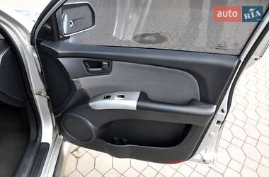 Внедорожник / Кроссовер Kia Sportage 2008 в 
