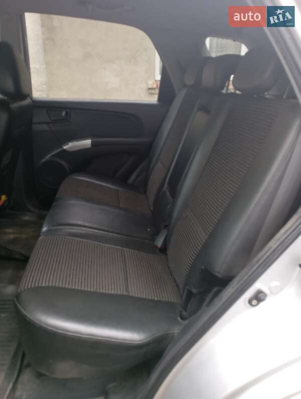 Позашляховик / Кросовер Kia Sportage 2005 в Глибокій фото 7 Позашляховик / Кросовер Kia Sportage 2005 в Глибокій