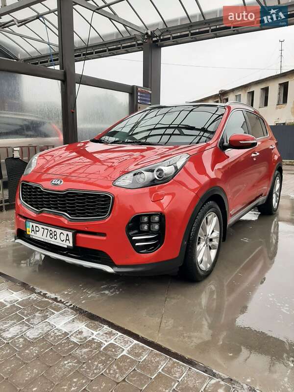 Внедорожник / Кроссовер Kia Sportage 2017 в Ивано-Франковске