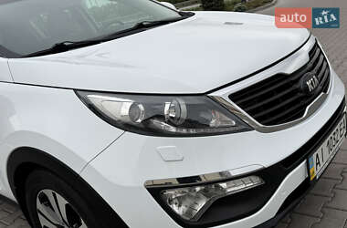 Позашляховик / Кросовер Kia Sportage 2012 в 