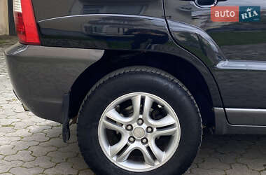 Позашляховик / Кросовер Kia Sportage 2006 в 